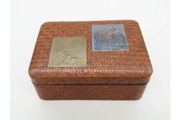 時代物　網代(あじろ)編み　彫金　和の風情を感じる煙草盆(松、舟、山水鳥図、タバコ盆、たばこ盆、小物入れ、小箱、箱付き)(R-078646)