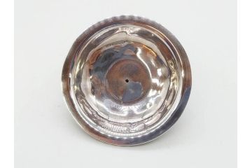 純銀　服部製　茶器揃　在銘作家物　合計972g　槌目模様が魅力的な重厚感のある茶器揃(銀瓶、湯瓶、煎茶道具、服部時計店、シルバー、茶道具、湯沸かし、急須、茶托、和食器、共箱付き、説明書付き)(R-078648)