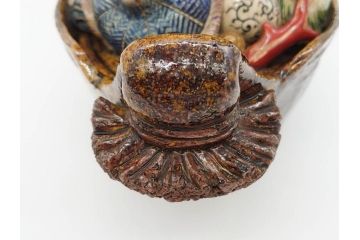 伊東陶山　高さ約20cm　細部まで丁寧に作られた宝舟(商売繁盛、宝船、縁起物、帆船、七福神、八仙、置物、オブジェ、共箱付き)(R-078649)