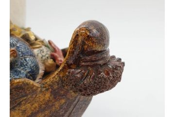 伊東陶山　高さ約20cm　細部まで丁寧に作られた宝舟(商売繁盛、宝船、縁起物、帆船、七福神、八仙、置物、オブジェ、共箱付き)(R-078649)