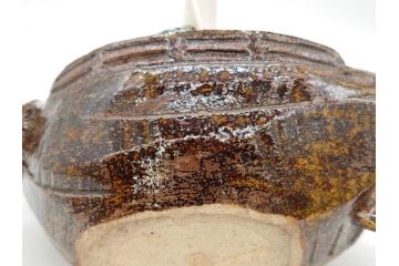 伊東陶山　高さ約20cm　細部まで丁寧に作られた宝舟(商売繁盛、宝船、縁起物、帆船、七福神、八仙、置物、オブジェ、共箱付き)(R-078649)
