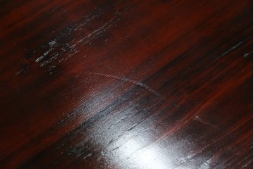 和製ヴィンテージ　美品!!　欅産業社にて仙台箪笥にリメイク済み　落ち着いた色味と美しい金具が目を惹く漆塗りの衣装箪笥ローチェスト　(R-078655)