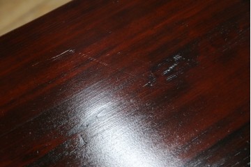 和製ヴィンテージ　美品!!　欅産業社にて仙台箪笥にリメイク済み　落ち着いた色味と美しい金具が目を惹く漆塗りの衣装箪笥ローチェスト　(R-078655)