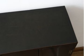 和製アンティーク　落ち着きのある空間作りにおすすめのパタパタ下駄箱(シューズボックス、靴箱、収納棚、戸棚、キャビネット)(R-078660)