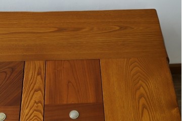 中古　美品　伝統木芸士　石橋武士作　欅(ケヤキ)材　重厚感のある大型サイズの囲炉裏テーブル　(R-078664)
