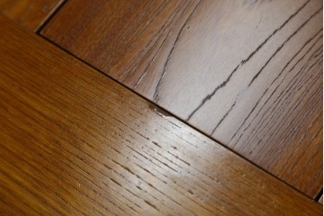 中古　美品　伝統木芸士　石橋武士作　欅(ケヤキ)材　重厚感のある大型サイズの囲炉裏テーブル　(R-078664)