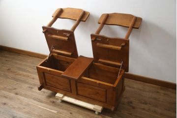 中古　美品　伝統木芸士　石橋武士作　欅(ケヤキ)材　上質な和の空間づくりに活躍する2人掛けベンチ(板座チェア、椅子、イス)(定価約16万5千円)(R-078665)