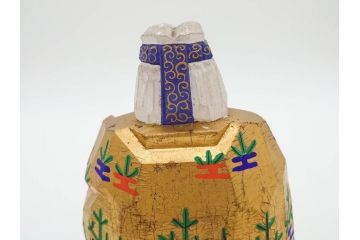 大正　春日有職　奈良人形師 染川宗進　一刀彫　尉(おじいさん)高さ約23cm/姥(おばあさん)高さ約21cm　繊細に絵付けされた高砂人形2体セット(縁起物、夫婦円満、長寿、共箱付き)(R-078686)　