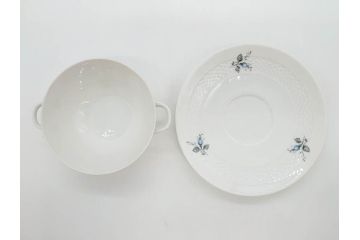 ドイツ　HUTSCHENREUTHER(フッチェンロイター)　ローズ　柔らかな色彩で描かれたバラのデザインが可愛らしいスープカップ&ソーサー6客セット(バラ、薔薇、ブルーローズ、ダブルハンドル、皿、プレート、洋食器)(R-078693)