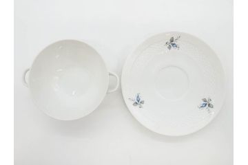 ドイツ　HUTSCHENREUTHER(フッチェンロイター)　ローズ　柔らかな色彩で描かれたバラのデザインが可愛らしいスープカップ&ソーサー6客セット(バラ、薔薇、ブルーローズ、ダブルハンドル、皿、プレート、洋食器)(R-078693)