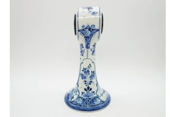 ジャンク品　ビンテージ　オランダ　DELFT(デルフト)　ブルーハンドペイント　細かな染付に匠の技が光る置時計(風車、花、フラワー、草花、風景、ヴィンテージ、陶器)(R-078694)
