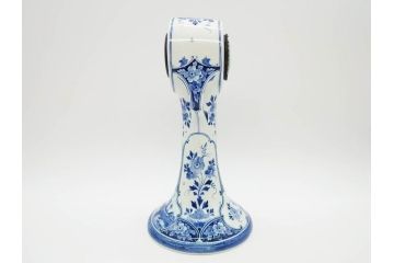 ジャンク品　ビンテージ　オランダ　DELFT(デルフト)　ブルーハンドペイント　細かな染付に匠の技が光る置時計(風車、花、フラワー、草花、風景、ヴィンテージ、陶器)(R-078694)