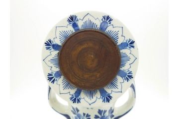 ジャンク品　ビンテージ　オランダ　DELFT(デルフト)　ブルーハンドペイント　細かな染付に匠の技が光る置時計(風車、花、フラワー、草花、風景、ヴィンテージ、陶器)(R-078694)
