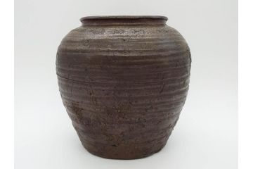 室町時代　古備前焼　波状文　高さ 約23cm　素朴な味わいがある壺(花生、花瓶、花器、花入れ、壷)(R-078695)