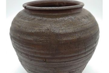 室町時代　古備前焼　波状文　高さ 約23cm　素朴な味わいがある壺(花生、花瓶、花器、花入れ、壷)(R-078695)