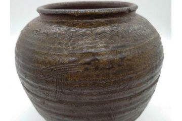 室町時代　古備前焼　波状文　高さ 約23cm　素朴な味わいがある壺(花生、花瓶、花器、花入れ、壷)(R-078695)