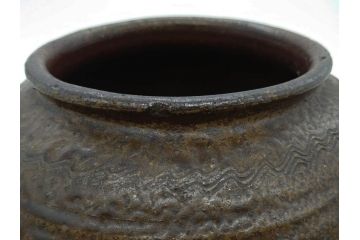 室町時代　古備前焼　波状文　高さ 約23cm　素朴な味わいがある壺(花生、花瓶、花器、花入れ、壷)(R-078695)