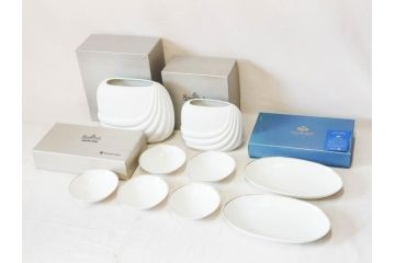 ドイツ　Rosenthal(ローゼンタール)　Studio-linie(スタジオライン)　シンプルながら飾り模様のデザイン性が光るベース2点&プレート7客セット(CLASSIC ROSE、クラシック・ローズ、ゴールドライン、花瓶、花器、花入、花生、磁器、中皿、大皿、洋食器、金彩)(R-078703)