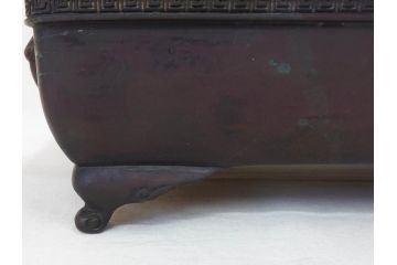 時代物　廣忠斎鋳　古銅　細かい装飾が魅力的な水盤(獣耳、双耳、ダブルハンド、花器、花入、花生、盆栽鉢、雷文、水鉢、水盆)(R-078705)