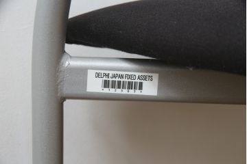 中古　ウィスナーハーガー(wiesner hager)　モダンでスタイリッシュな空間作りにおすすめのミーティングチェア2脚セット(会議用チェア、オフィスチェア、アームチェア、バラ売り可能)(R-078716)