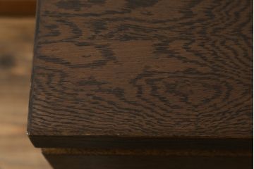 和製ビンテージ　旭川家具　近藤工芸　Solid Furniture OAK (ソリッドファニチャー オーク)　シックな佇まいが魅力的なチェスト(サイドチェスト、引き出し、ヴィンテージ)(R-078719)