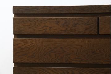 和製ビンテージ　旭川家具　近藤工芸　Solid Furniture OAK (ソリッドファニチャー オーク)　シックな佇まいが魅力的なチェスト(サイドチェスト、引き出し、ヴィンテージ)(R-078719)