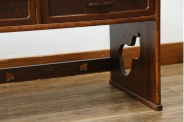 中古　美品　国産工芸家具　栓材　内部桐材　ひょうたんの透かし彫りが目を惹く文机(座机)(R-078720)
