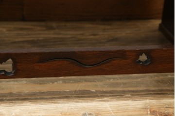 中古　美品　国産工芸家具　栓材　内部桐材　ひょうたんの透かし彫りが目を惹く文机(座机)(R-078720)