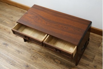 中古　美品　国産工芸家具　栓材　内部桐材　ひょうたんの透かし彫りが目を惹く文机(座机)(R-078720)