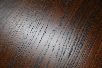 中古　美品　国産工芸家具　栓材　内部桐材　ひょうたんの透かし彫りが目を惹く文机(座机)(R-078720)
