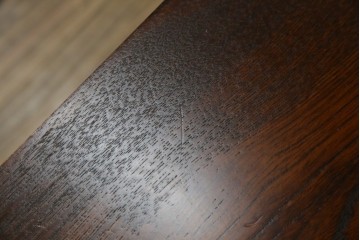 中古　美品　国産工芸家具　栓材　内部桐材　ひょうたんの透かし彫りが目を惹く文机(座机)(R-078720)