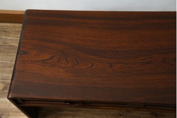 中古　美品　国産工芸家具　栓材　内部桐材　ひょうたんの透かし彫りが目を惹く文机(座机)(R-078720)