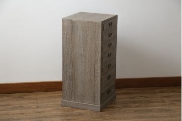 中古　総桐　渋い色味が魅力的な7段小引き出し(小物収納、サイドチェスト)(R-078730)