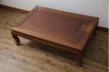 中古　指物工芸家具　漆塗り　花梨(カリン)材　唐木　趣のある佇まいが魅力的な座卓(ローテーブル、センターテーブル)(R-078732)