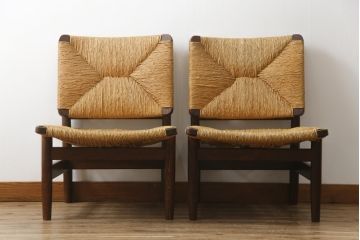 和製ビンテージ　松本民芸家具　ナラ材　アジアンテイストのお部屋におすすめなラッシチェア2脚セット(低椅子、ラウンジチェア、ダイニングチェア、椅子、イス、ヴィンテージ)(R-078733)