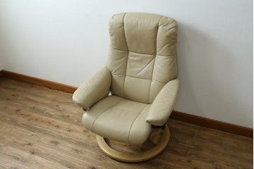 中古　EKORNES(エコーネス)　本革(レザー)　Mayfair(メイフェア)　ストレスレスチェア(S)とオットマンのセット　(R-078736)