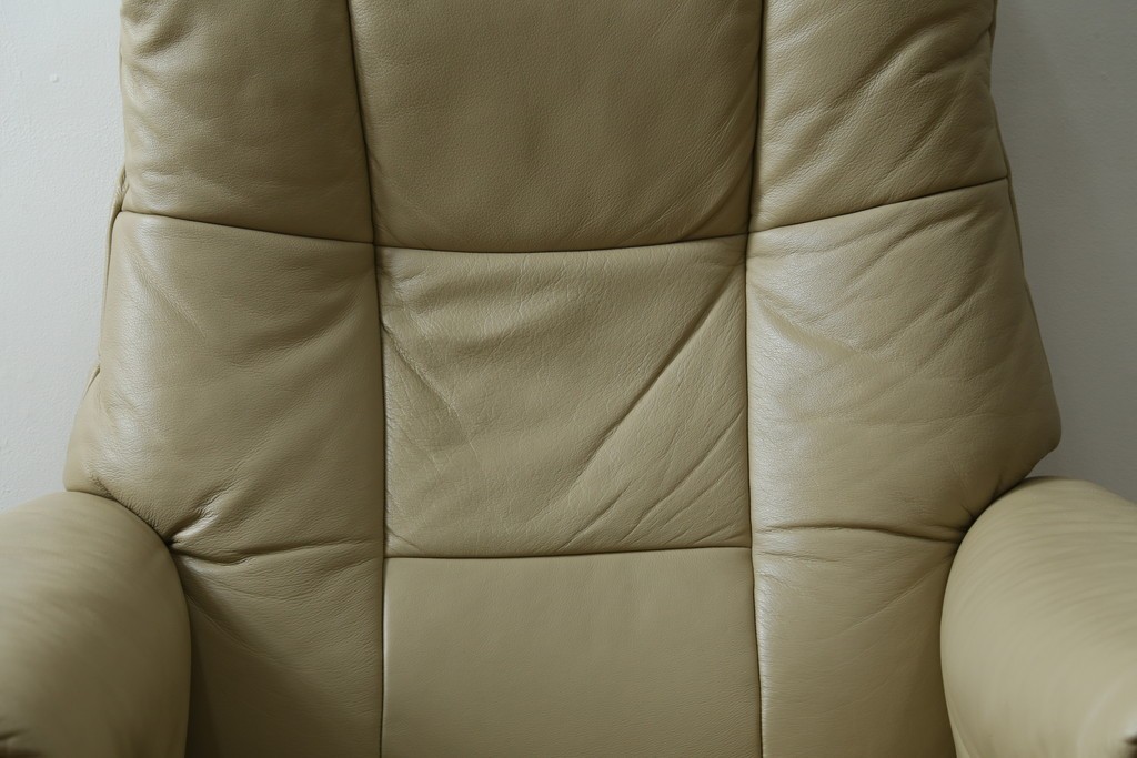 中古　EKORNES(エコーネス)　本革(レザー)　Mayfair(メイフェア)　ストレスレスチェア(S)とオットマンのセット　(R-078736)