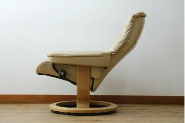 中古　EKORNES(エコーネス)　本革(レザー)　Mayfair(メイフェア)　ストレスレスチェア(S)とオットマンのセット　(R-078736)