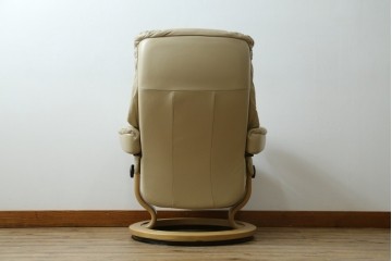 中古　EKORNES(エコーネス)　本革(レザー)　Mayfair(メイフェア)　ストレスレスチェア(S)とオットマンのセット　(R-078736)