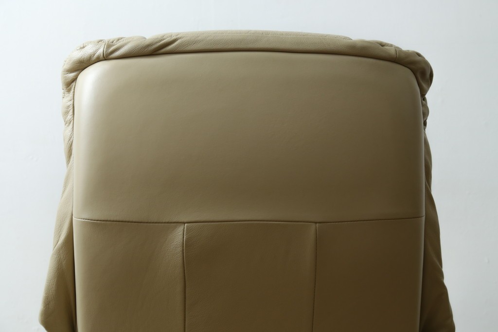 中古　EKORNES(エコーネス)　本革(レザー)　Mayfair(メイフェア)　ストレスレスチェア(S)とオットマンのセット　(R-078736)