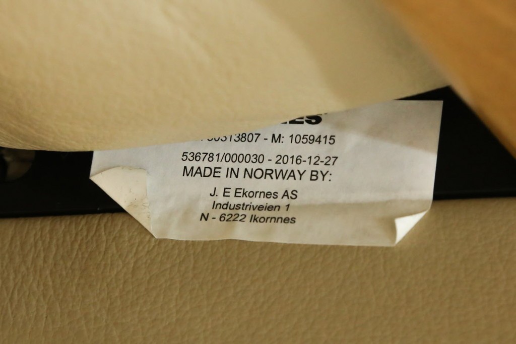 中古　EKORNES(エコーネス)　本革(レザー)　Mayfair(メイフェア)　ストレスレスチェア(S)とオットマンのセット　(R-078736)
