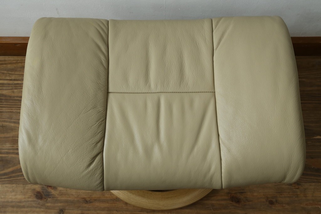 中古　EKORNES(エコーネス)　本革(レザー)　Mayfair(メイフェア)　ストレスレスチェア(S)とオットマンのセット　(R-078736)