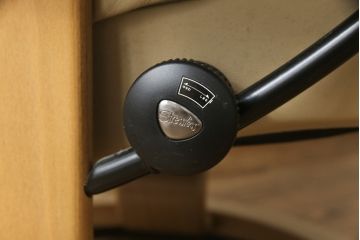 中古　EKORNES(エコーネス)　本革(レザー)　メイフェア(Mayfair)　ストレスレスチェア(S)オットマン付き(リクライニングチェア、アームチェア、椅子、フットスツール、北欧)(R-078736)