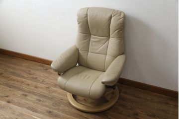 中古　EKORNES(エコーネス)　本革(レザー)　メイフェア(Mayfair)　ストレスレスチェア(S)オットマン付き(リクライニングチェア、アームチェア、椅子、フットスツール、北欧)(R-078736)
