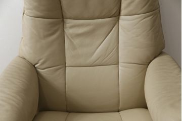 中古　EKORNES(エコーネス)　本革(レザー)　メイフェア(Mayfair)　ストレスレスチェア(S)オットマン付き(リクライニングチェア、アームチェア、椅子、フットスツール、北欧)(R-078736)