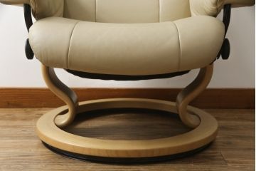 中古　EKORNES(エコーネス)　本革(レザー)　メイフェア(Mayfair)　ストレスレスチェア(S)オットマン付き(リクライニングチェア、アームチェア、椅子、フットスツール、北欧)(R-078736)