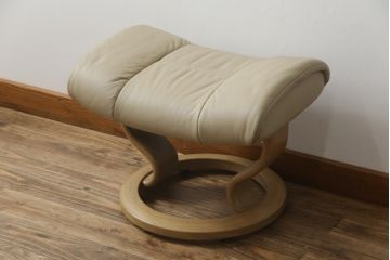 中古　EKORNES(エコーネス)　本革(レザー)　メイフェア(Mayfair)　ストレスレスチェア(S)オットマン付き(リクライニングチェア、アームチェア、椅子、フットスツール、北欧)(R-078736)