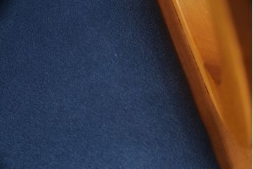 中古　イタリア製　ポラダ(porada)社　GARBO(ガルボ)　優美な曲線デザインが目を惹くアームチェア(ダイニングチェア、椅子、イス)(定価約17万円)(R-078738)