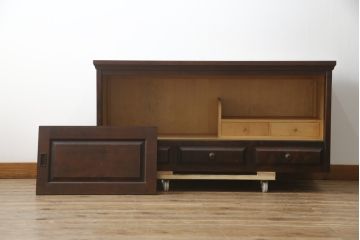 中古　北海道民芸家具　和洋どちらのお部屋にも馴染みやすいサイドボード(テレビ台、テレビボード、ローボード、リビングボード、サイドキャビネット、収納棚、戸棚)(R-078740)