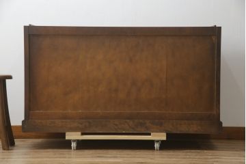 中古　北海道民芸家具　天板リメイク　和洋どちらのお部屋にも馴染みやすいサイドチェスト(テレビ台、テレビボード、ローボード、引き出し、収納箪笥、衣装箪笥)(R-078742)